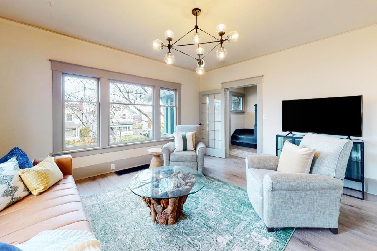 Вілла Tacoma Garden Hideaway Екстер'єр фото