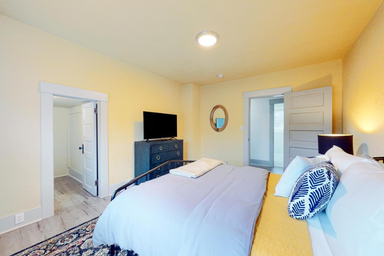 Вілла Tacoma Garden Hideaway Екстер'єр фото